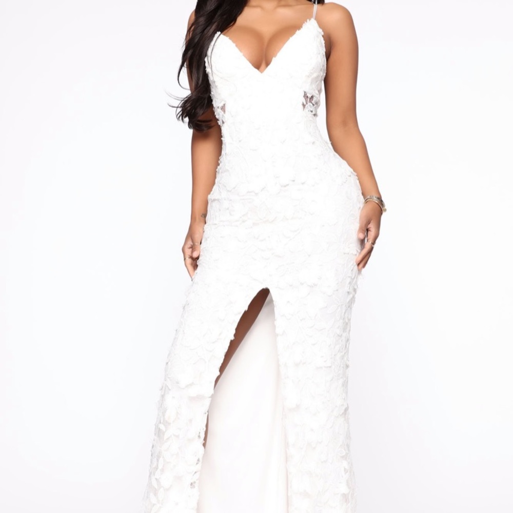 White lace applique weddint dress with illusion